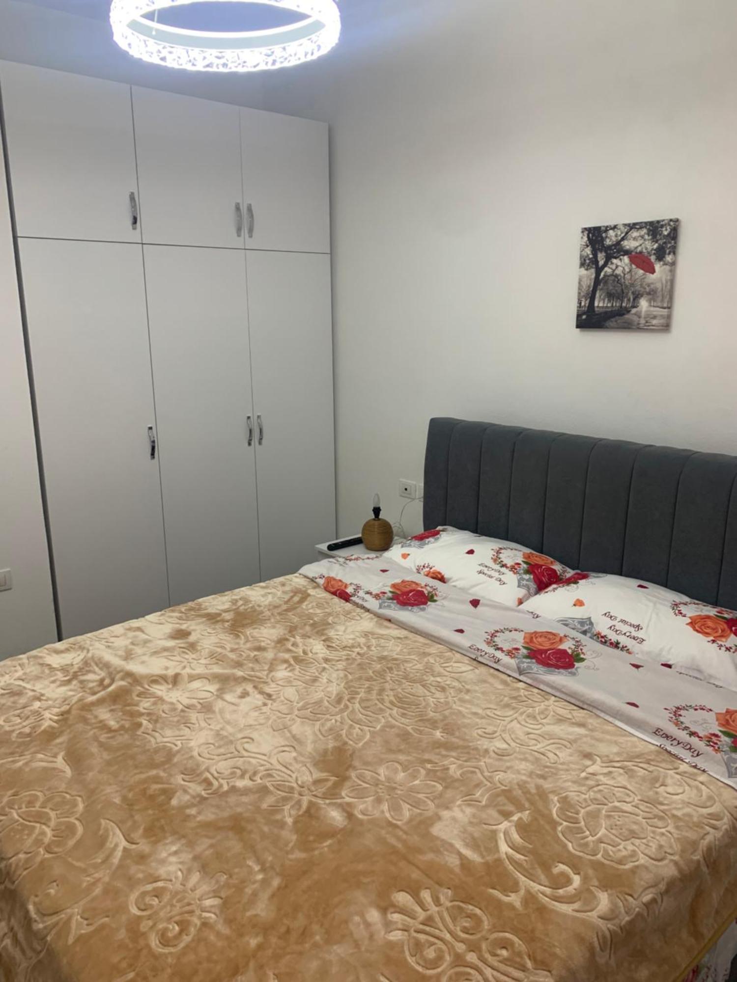 Adriatik Apartaments Саранде Екстериор снимка