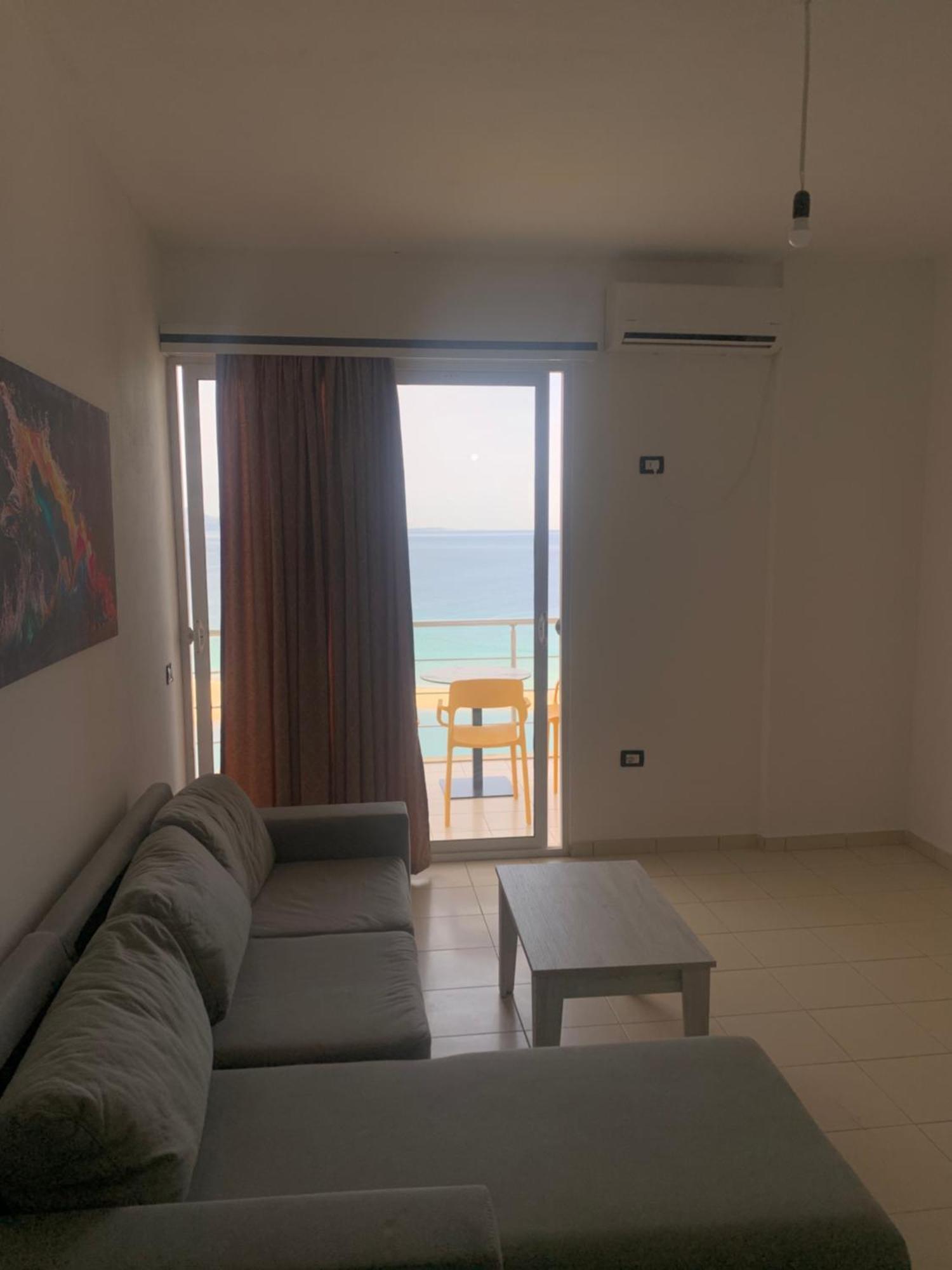 Adriatik Apartaments Саранде Екстериор снимка